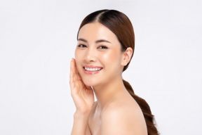 Da căng bóng tự nhiên nhờ skincare đúng chuẩn