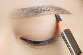 Hướng dẫn 3 cách kẻ chân mày đẹp tự nhiên