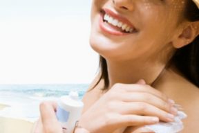 6 vấn đề của làn da khi nắng nóng và mẹo để phục hồi