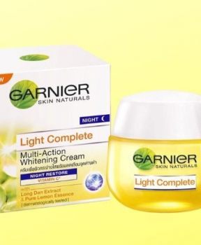 Mặt Nạ Ngủ Garnier Tinh Chất Sữa Chua Sáng Da Ban Đêm 50ml Bright Complete Vitamin C Sleeping Mask